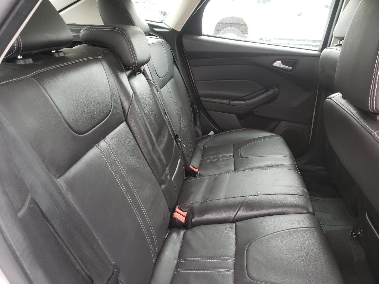 Photo 6 from auction – 2013 FORD FOCUS SE with VIN 1FADP3K28DL384195