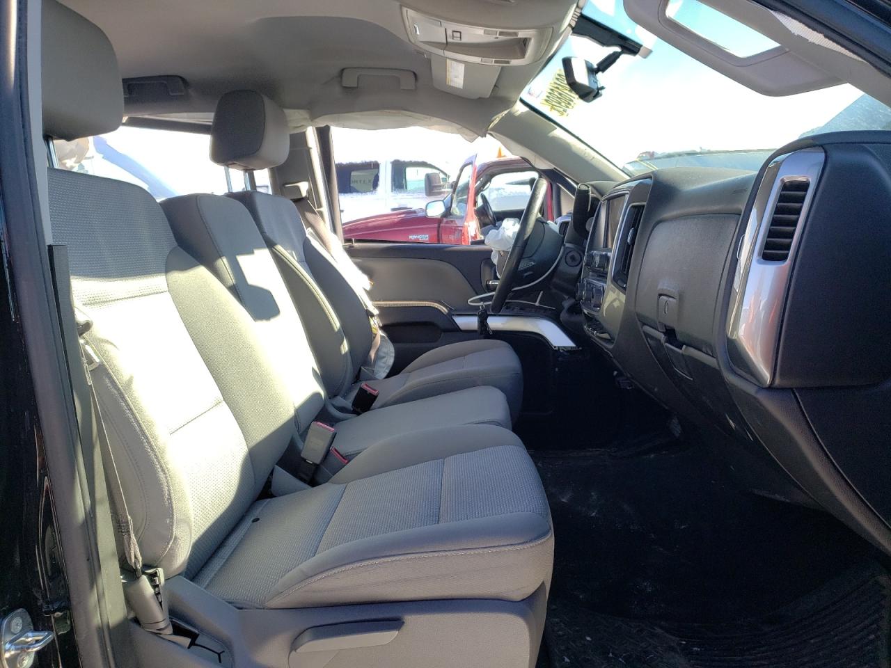 Photo 5 from auction – 2014 CHEVROLET SILVERADO with VIN 3GCUKREC4EG428241