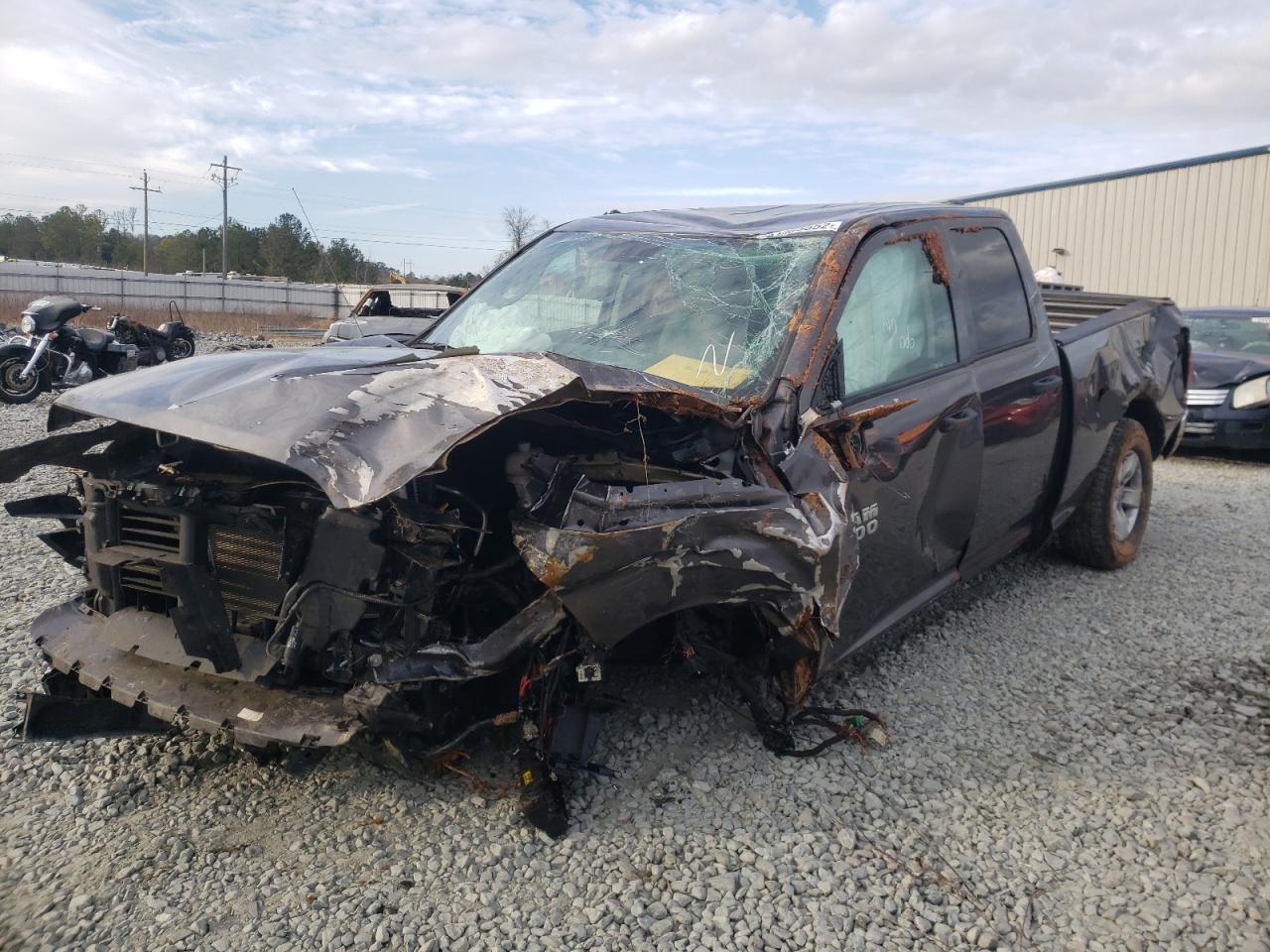 Photo 2 from auction – 2019 RAM 1500 CLASS with VIN 1C6RR6FT5KS528262
