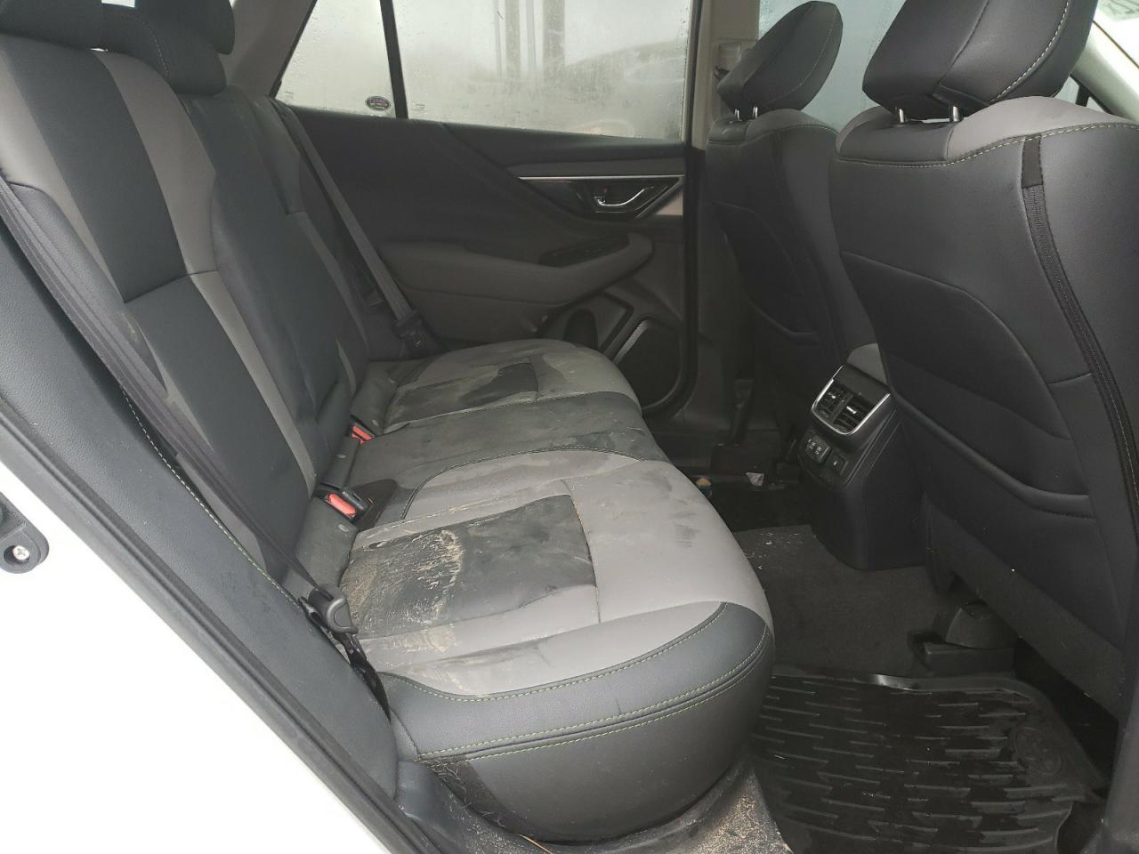 Photo 6 from auction – 2021 SUBARU OUTBACK ON with VIN 4S4BTGLD8M3183557