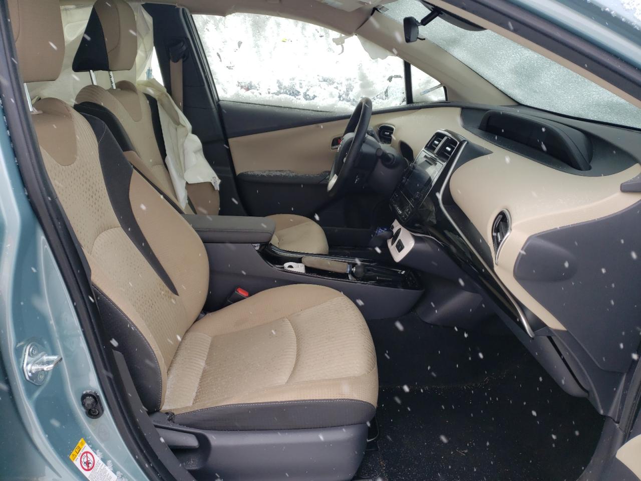 Photo 5 from auction – 2017 TOYOTA PRIUS with VIN JTDKARFU8H3041684