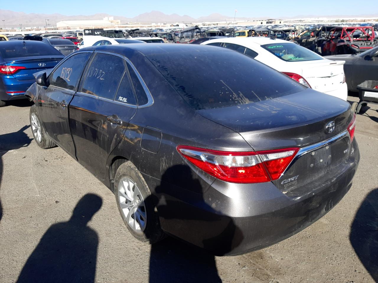 Photo 3 from auction – 2016 TOYOTA CAMRY LE with VIN 4T4BF1FK4GR545466
