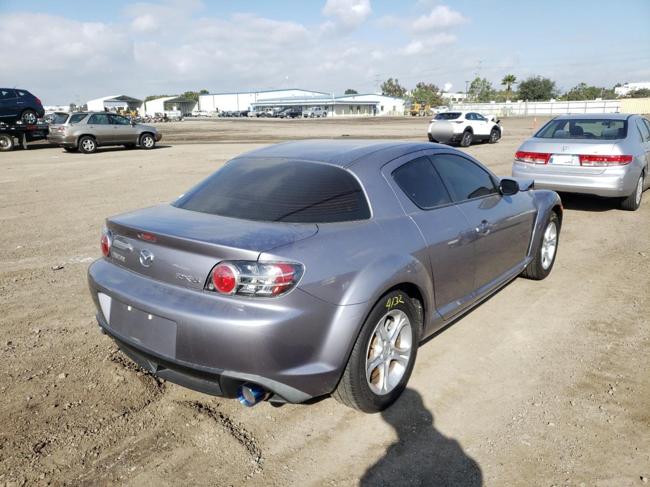 Photo 4 from auction – 2005 MAZDA RX8 with VIN JM1FE17N650150737