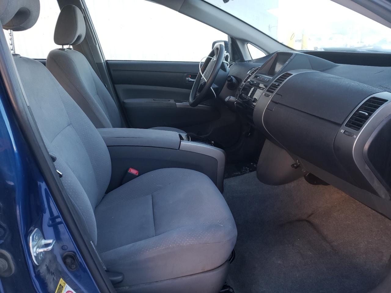 Photo 5 from auction – 2008 TOYOTA PRIUS with VIN JTDKB20UX87715310