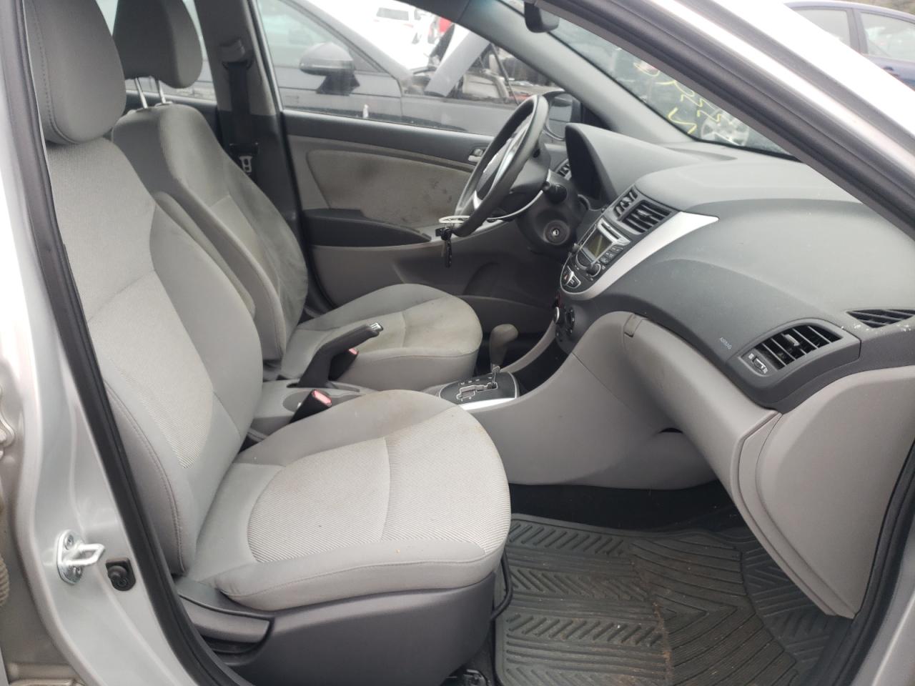 Photo 5 from auction – 2013 HYUNDAI ACCENT GLS with VIN KMHCT4AE4DU344897