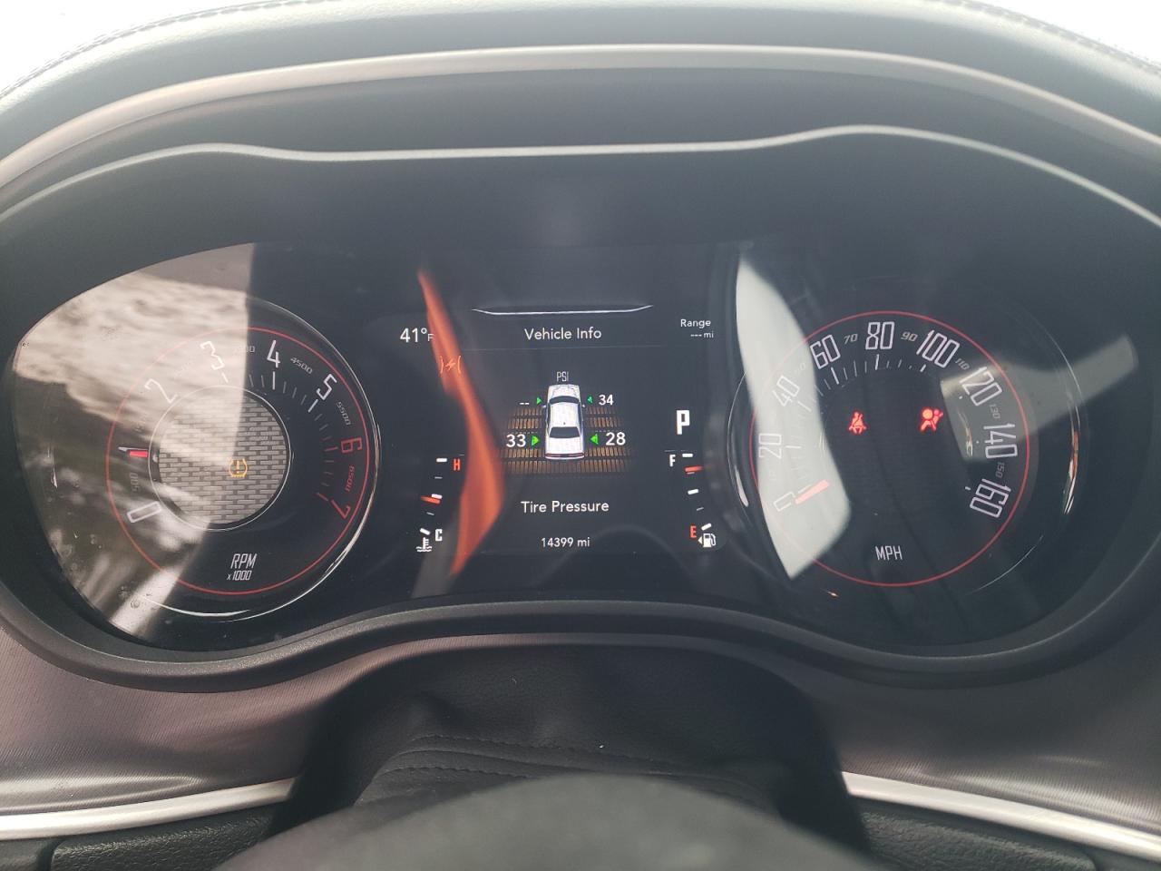 Photo 8 from auction – 2020 DODGE CHALLENGER with VIN 2C3CDZBT3LH174291
