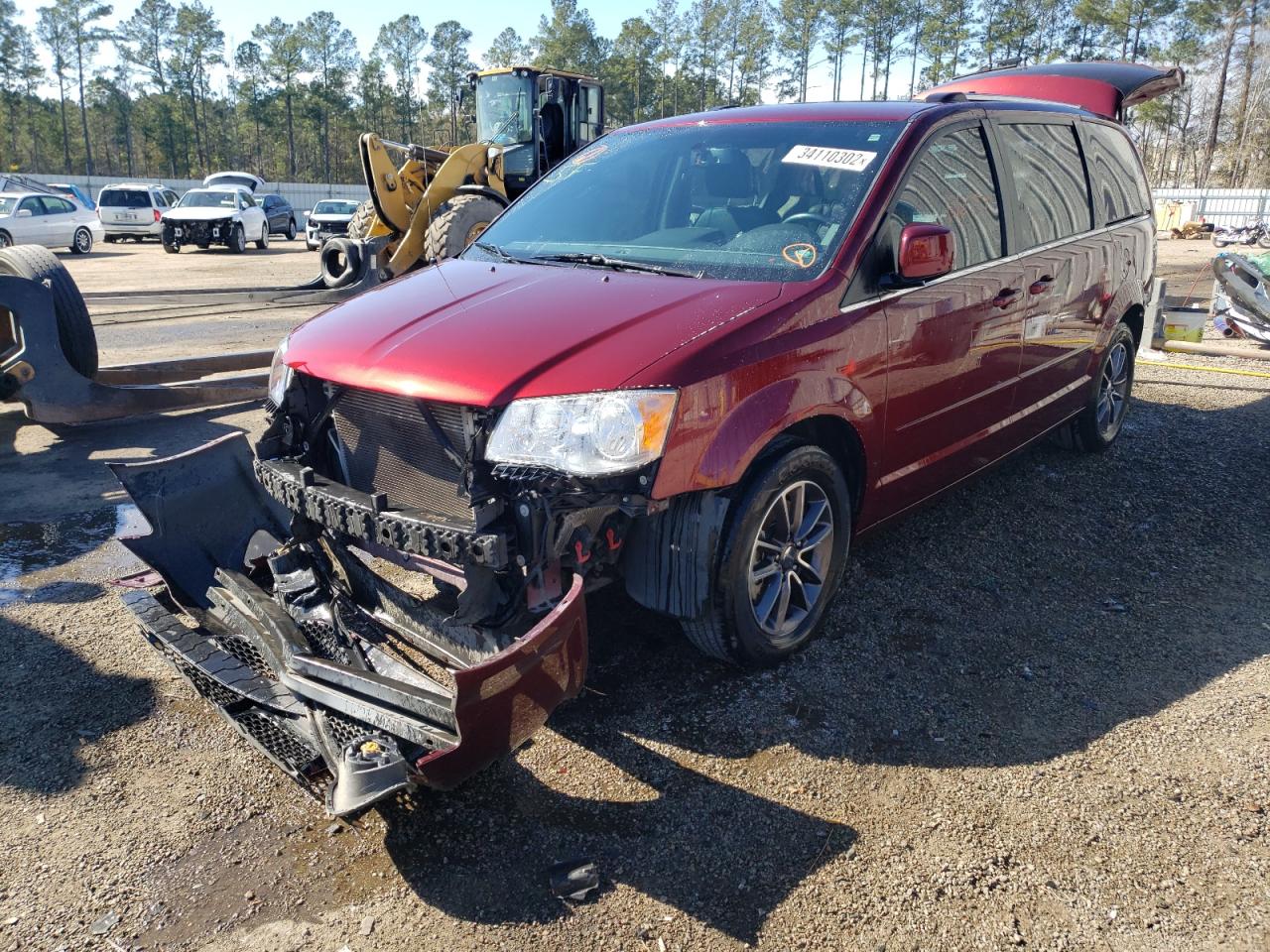 Photo 2 from auction – 2017 DODGE GRAND CARA with VIN 2C4RDGCG6HR749030