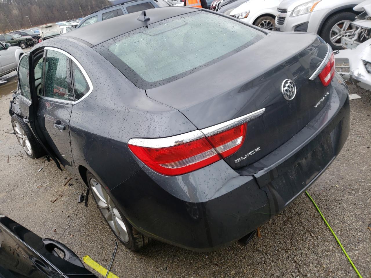 Foto 3 de la subasta – 2013 BUICK VERANO con VIN 1G4PP5SK9D4222259
