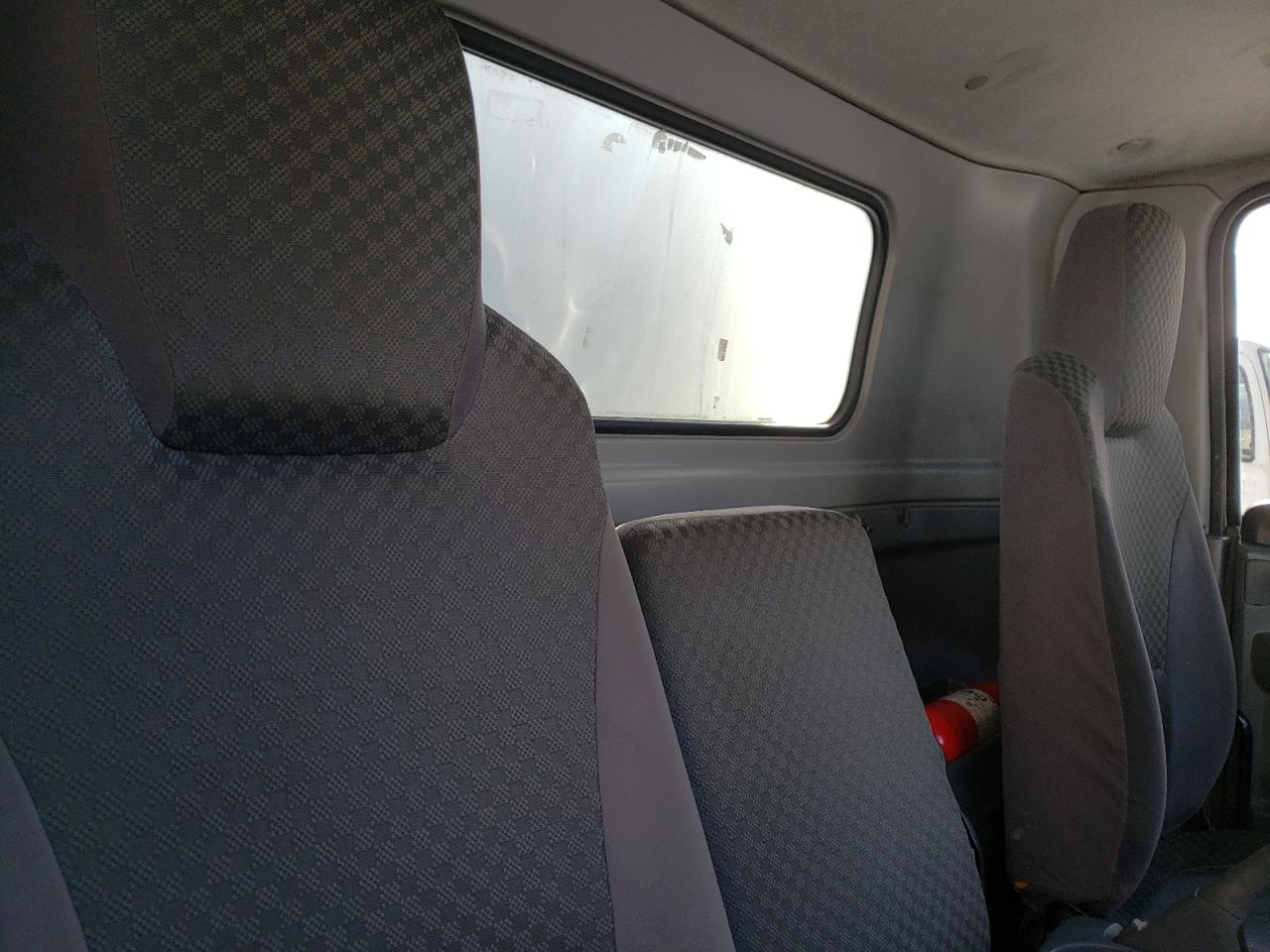 Photo 6 from auction – 2013 ISUZU NPR with VIN 54DB4W1B8DS800406
