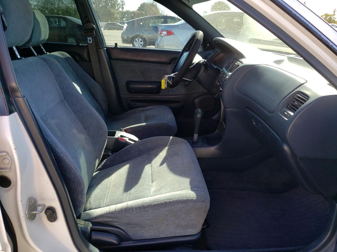 Photo 5 from auction – 1995 TOYOTA COROLLA with VIN JT2AE09V8S0105398