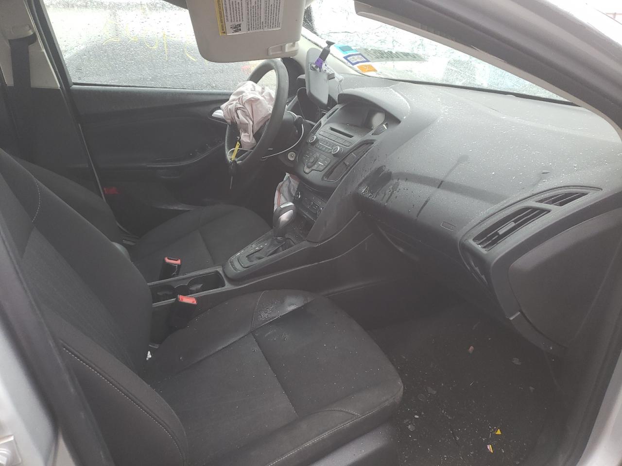 Photo 5 from auction – 2015 FORD FOCUS SE with VIN 1FADP3F24FL316988
