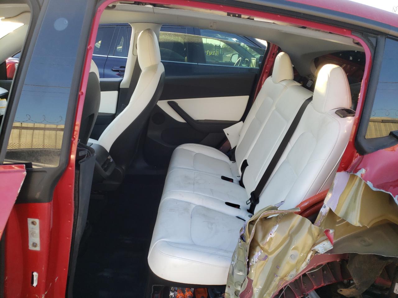 Photo 6 from auction – 2021 TESLA MODEL Y with VIN 5YJYGDEE5MF264137