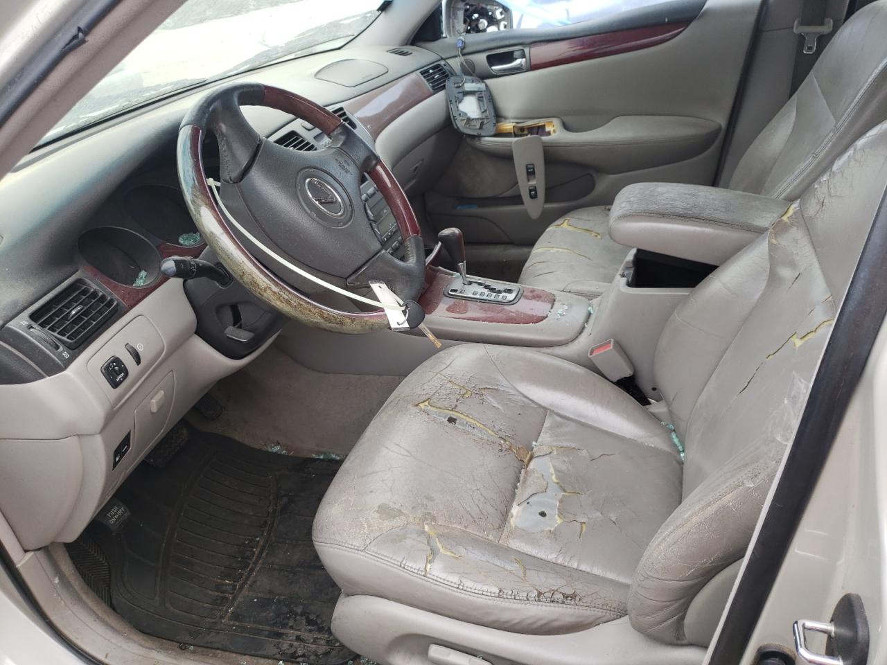 Photo 5 from auction – 2003 LEXUS ES 300 with VIN JTHBF30G030133124