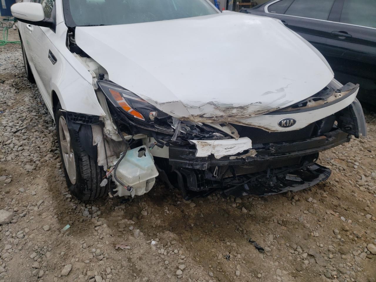 Photo 9 from auction – 2015 KIA OPTIMA LX with VIN KNAGM4A7XF5576810