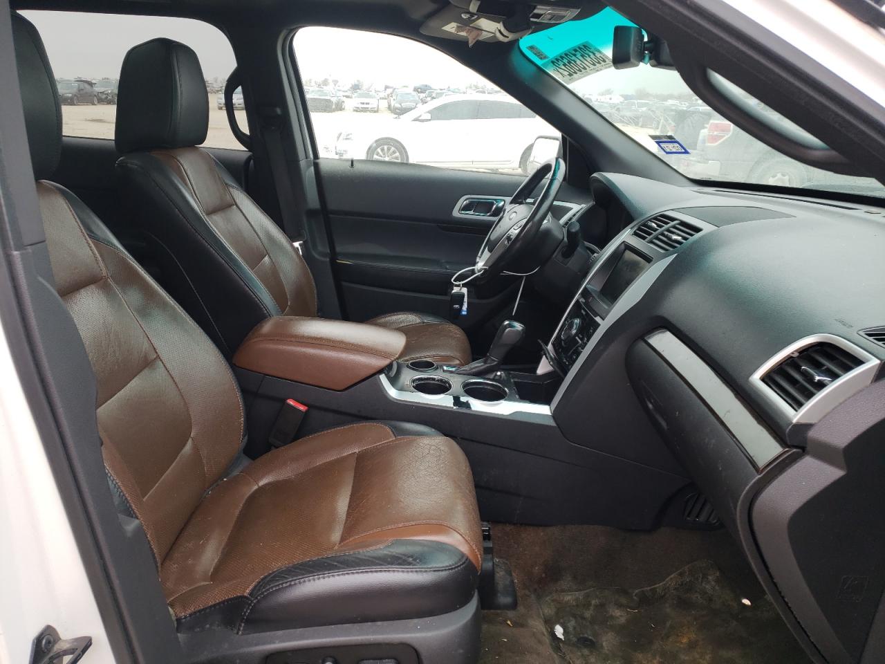 Photo 5 from auction – 2013 FORD EXPLORER L with VIN 1FM5K7F8XDGC39568