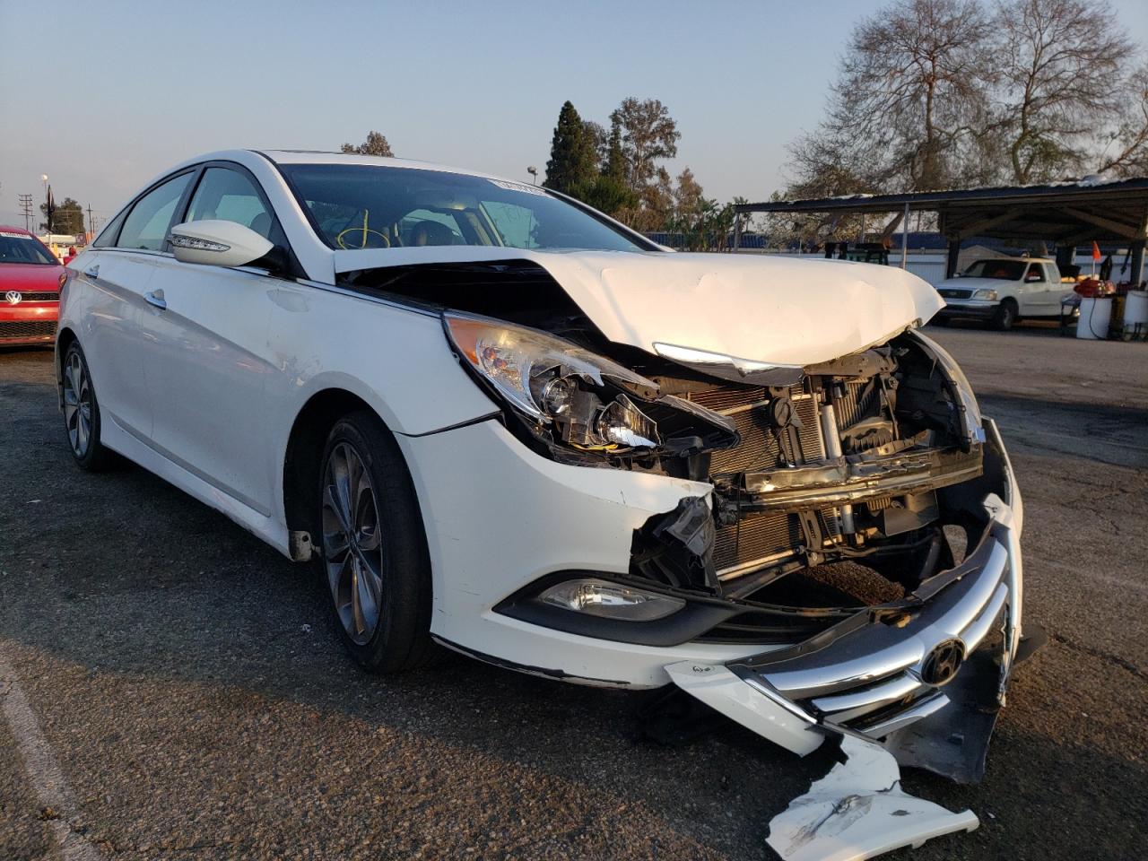 Photo 1 from auction – 2014 HYUNDAI SONATA SE with VIN 5NPEC4AB7EH903681