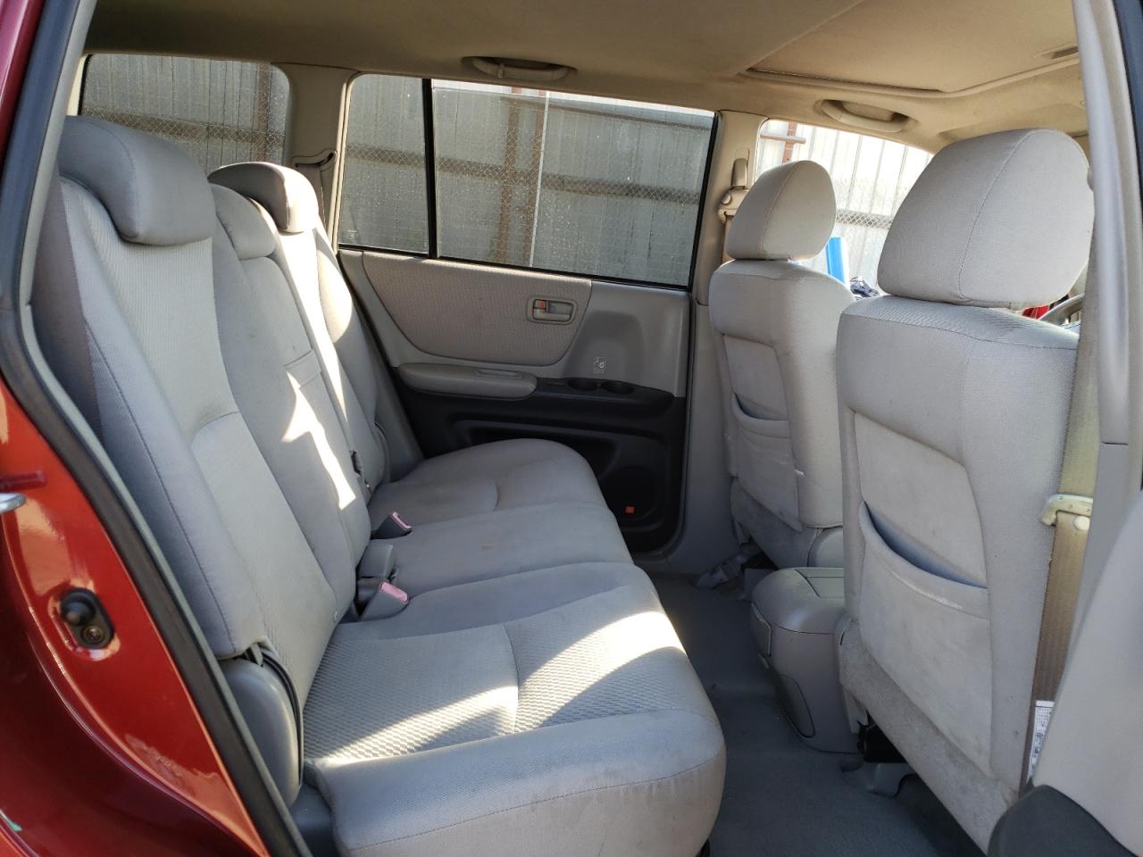 Photo 6 from auction – 2006 TOYOTA HIGHLANDER with VIN JTEDP21A660106571
