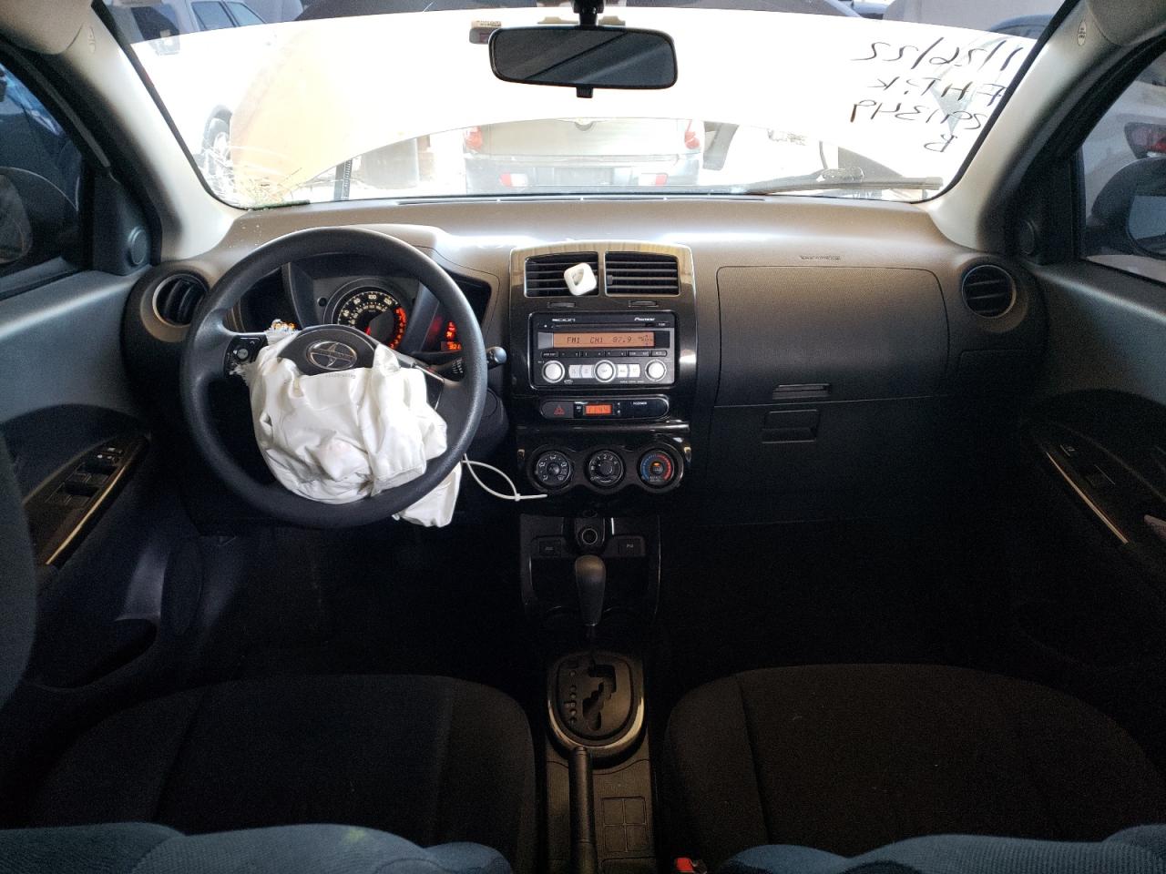 Photo 9 from auction – 2008 TOYOTA SCION XD with VIN JTKKU10428J013045