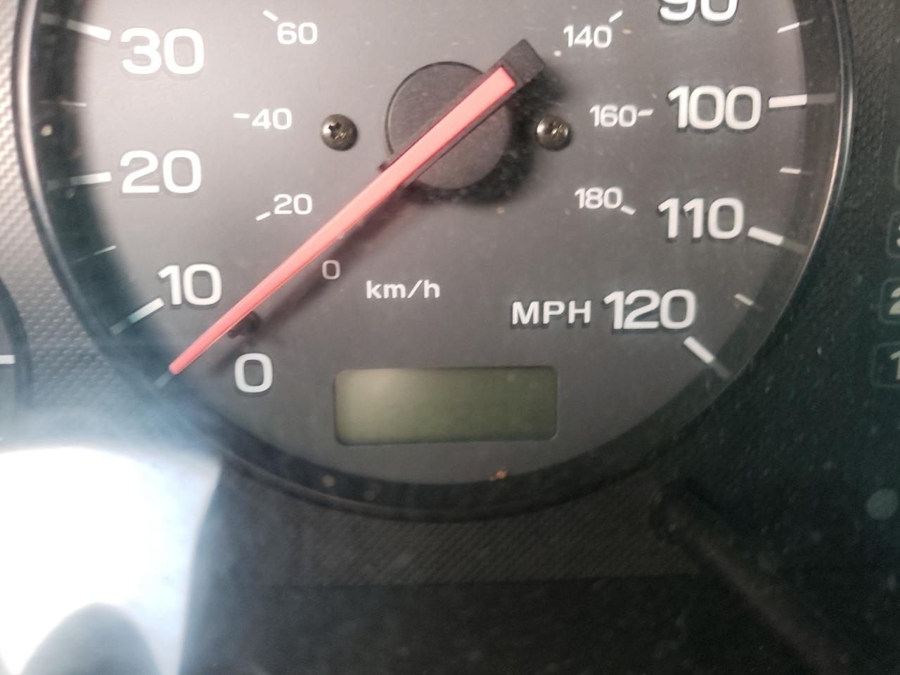Photo 8 from auction – 2000 SUBARU LEGACY OUT with VIN 4S3BH6869Y7645066