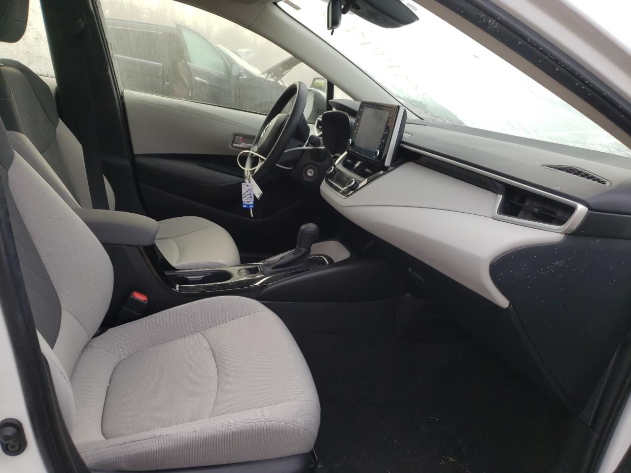 Photo 5 from auction – 2021 TOYOTA COROLLA LE with VIN JTDEPMAE4MJ142919