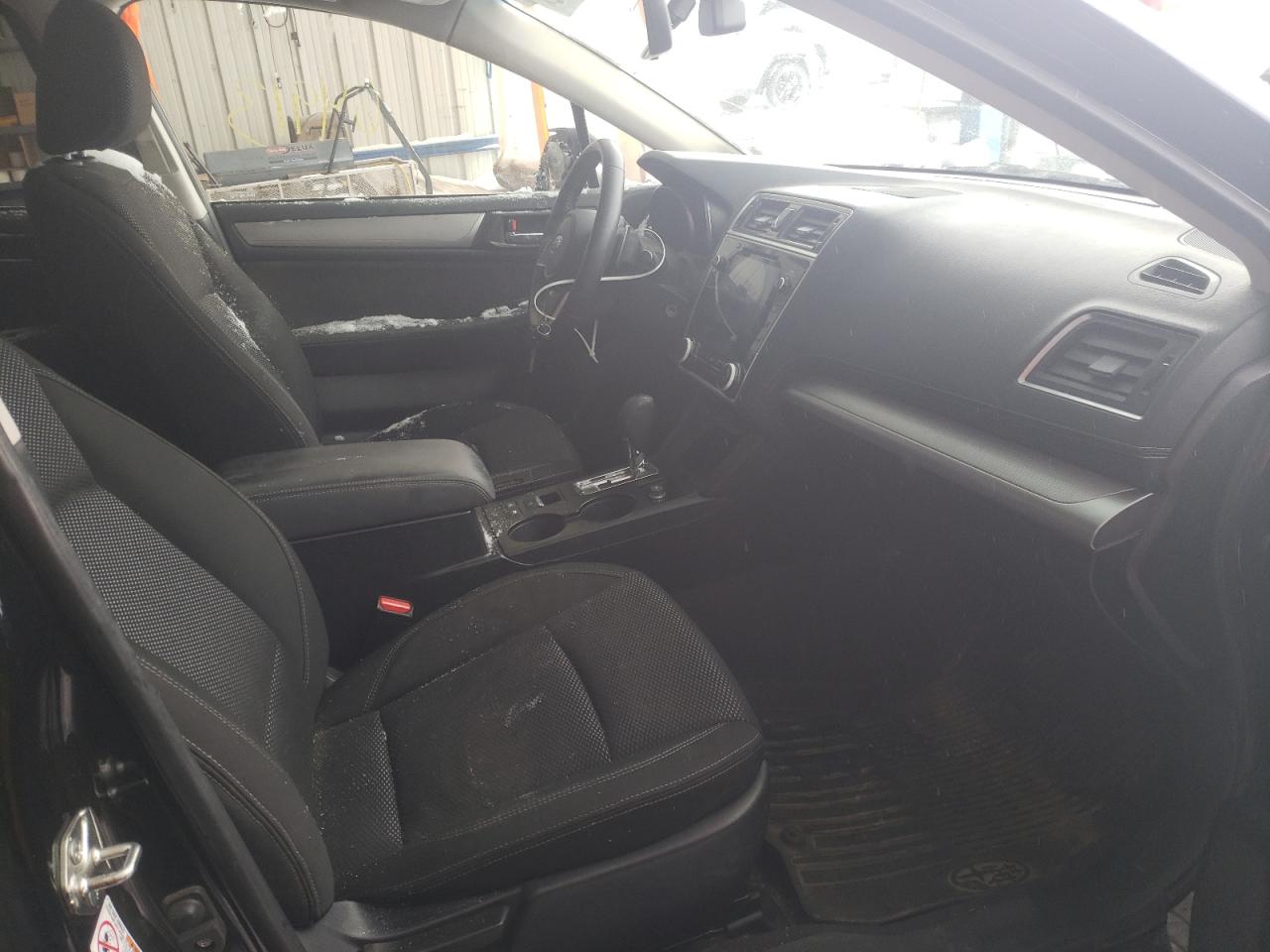 Photo 5 from auction – 2018 SUBARU OUTBACK 2. with VIN 4S4BSAFC3J3352172