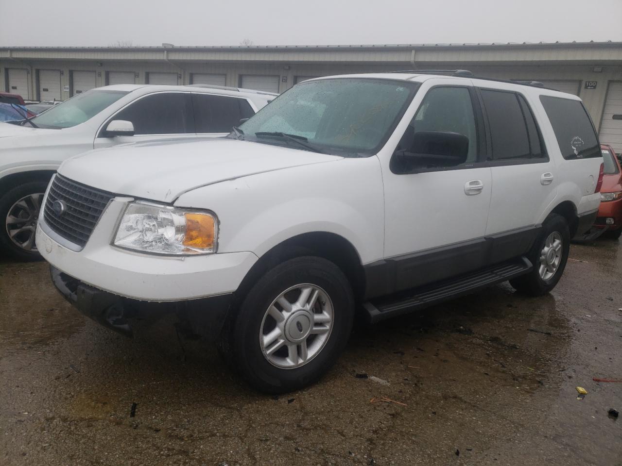 Photo 2 from auction – 2004 FORD EXPEDITION with VIN 1FMRU15W44LB10449