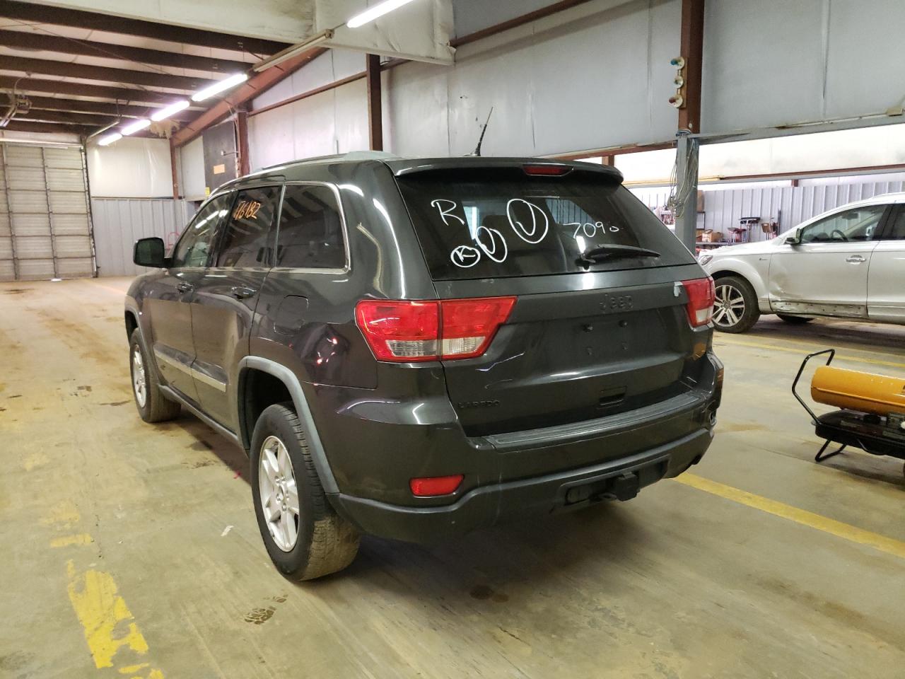 Photo 3 from auction – 2011 JEEP GRAND CHER with VIN 1J4RS4GG0BC709891