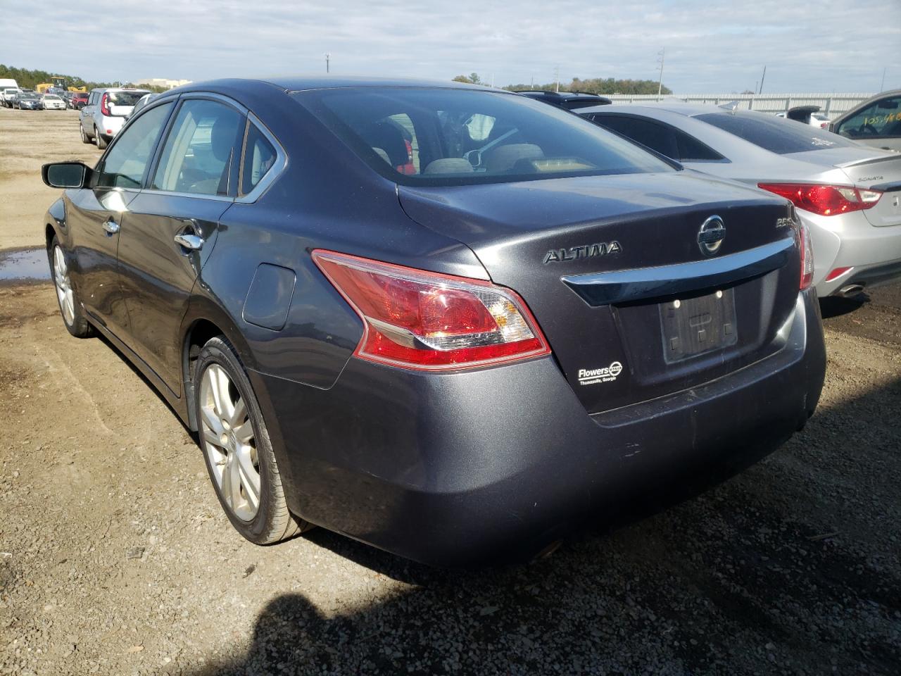 Photo 3 from auction – 2013 NISSAN ALTIMA 3.5 with VIN 1N4BL3AP4DC114557