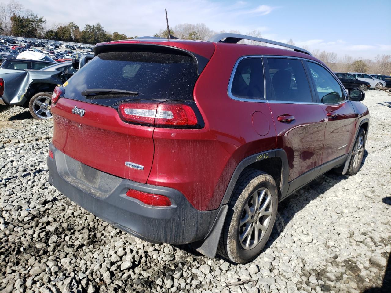 Photo 4 from auction – 2017 JEEP CHEROKEE L with VIN 1C4PJLCB8HW617181
