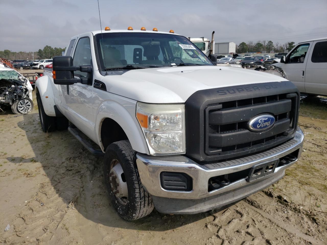 FORD F350 SUPER 2011 with VIN 1FT8X3D6XBEB40853 - Photo from auction