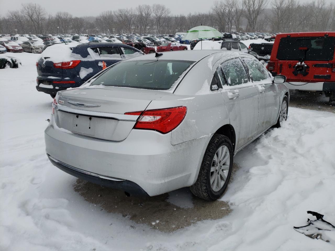 Photo 4 from auction – 2012 CHRYSLER 200 TOURIN with VIN 1C3CCBBB6CN101926