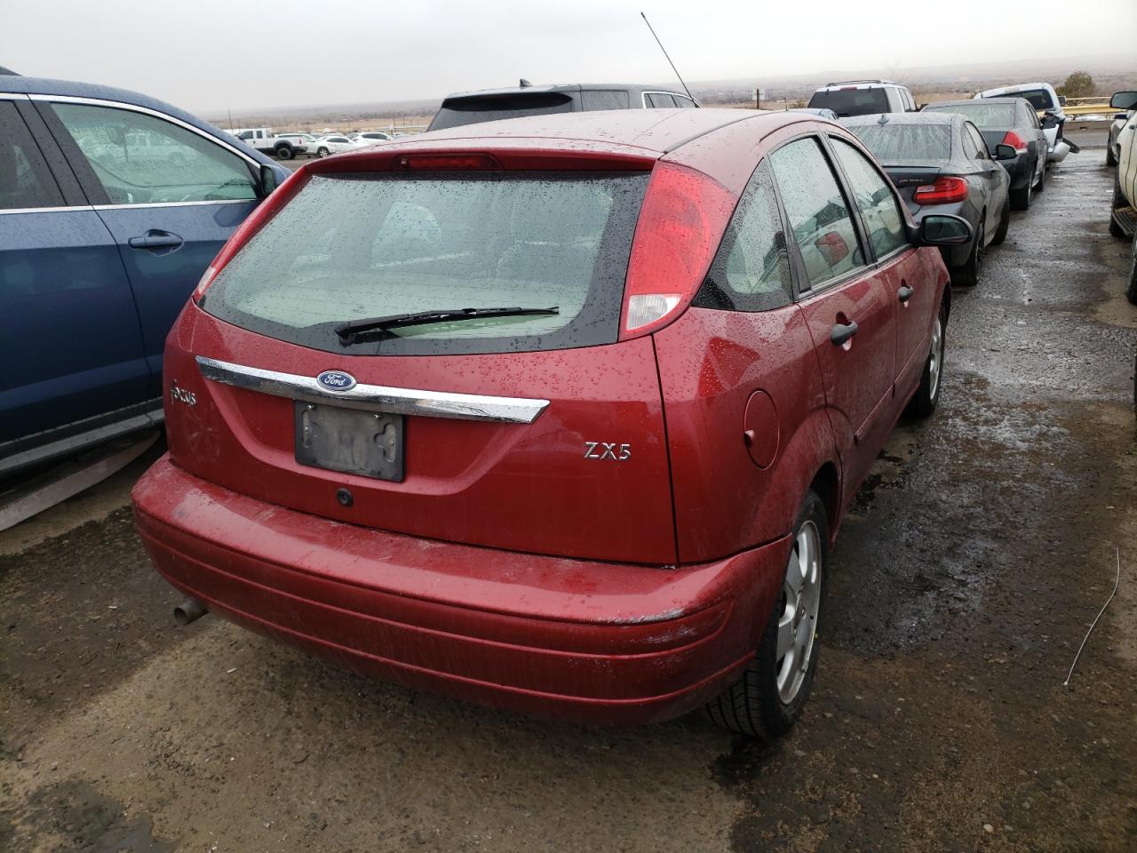 Photo 4 from auction – 2002 FORD FOCUS ZX5 with VIN 3FAFP37302R232694