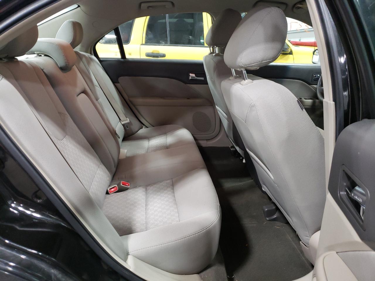 Photo 6 from auction – 2011 FORD FUSION SE with VIN 3FAHP0HA4BR224540