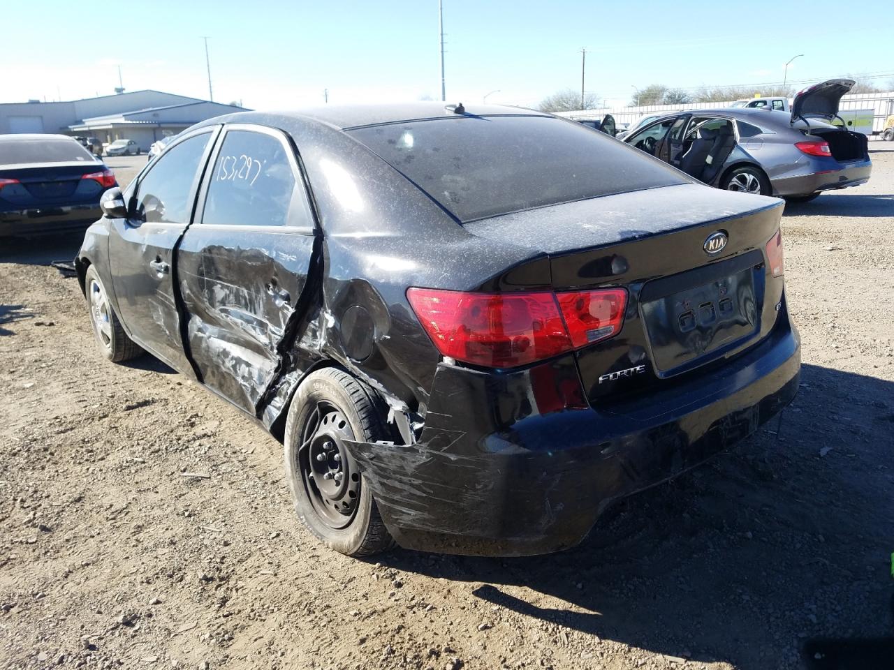 Photo 3 from auction – 2010 KIA FORTE EX with VIN KNAFU4A2XA5270019