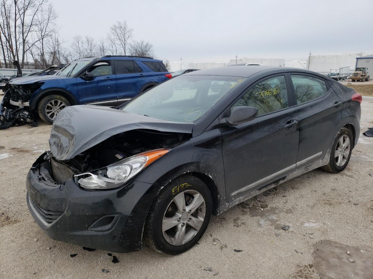 Photo 2 from auction – 2011 HYUNDAI ELANTRA GL with VIN KMHDH4AE2BU085443