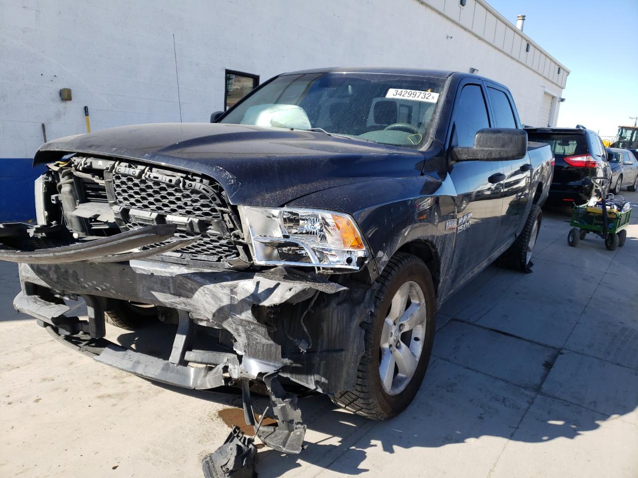 Photo 2 from auction – 2014 RAM 1500 ST with VIN 1C6RR7KT1ES465564