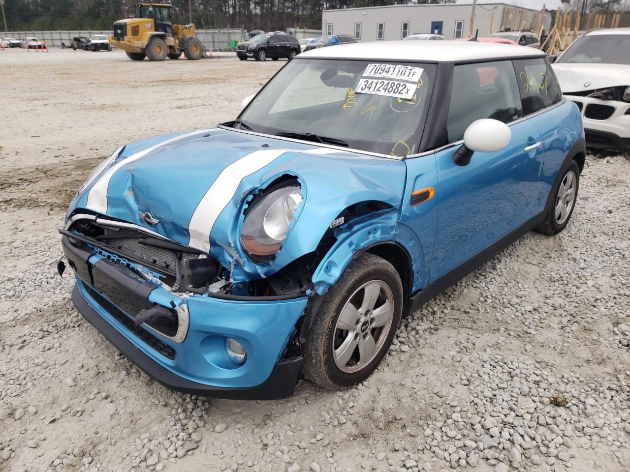 Photo 2 from auction – 2017 MINI COOPER with VIN WMWXP5C35H3C63995