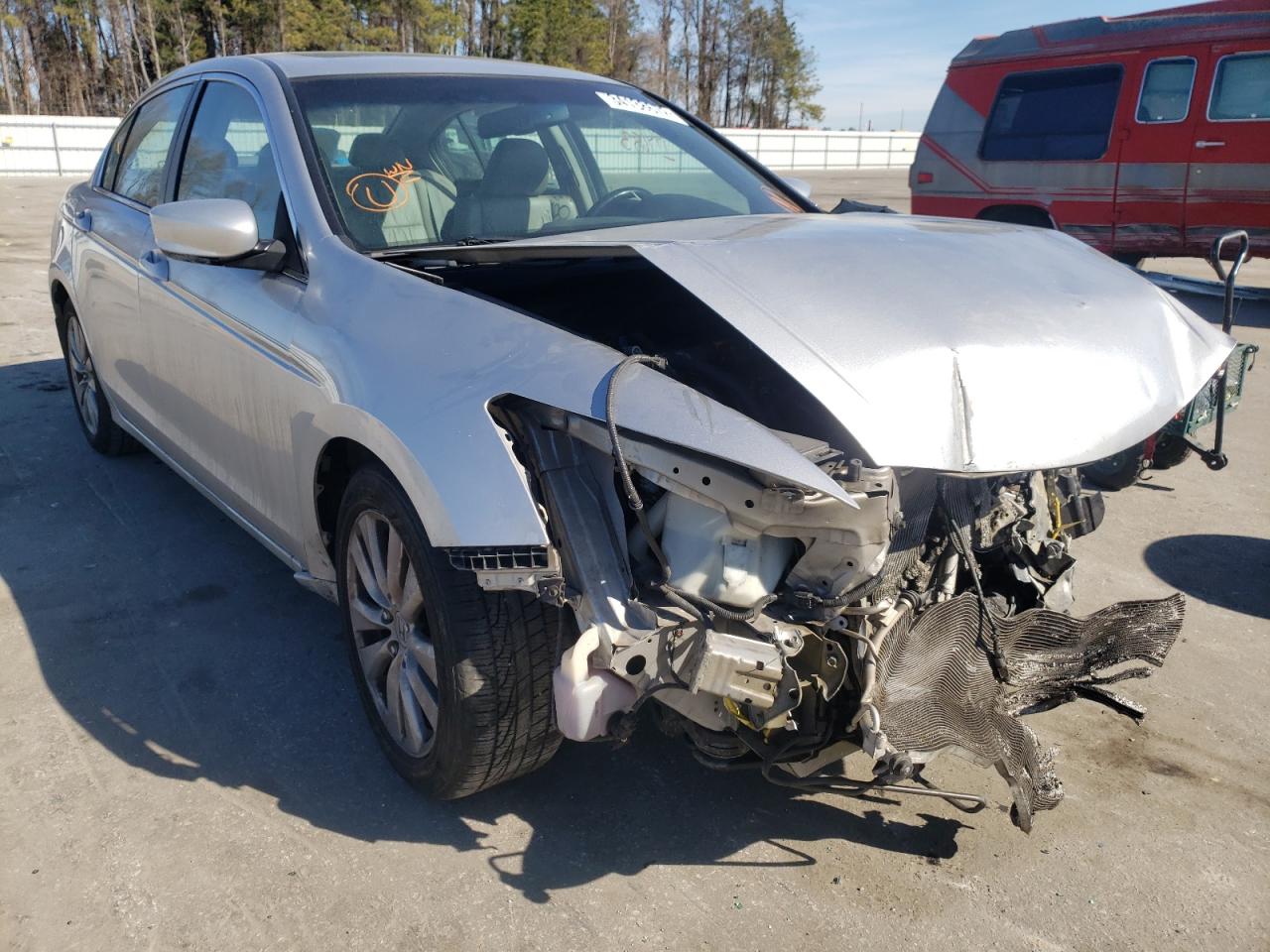 HONDA ACCORD EXL 2011 with VIN 1HGCP2F85BA059819 - Photo from auction