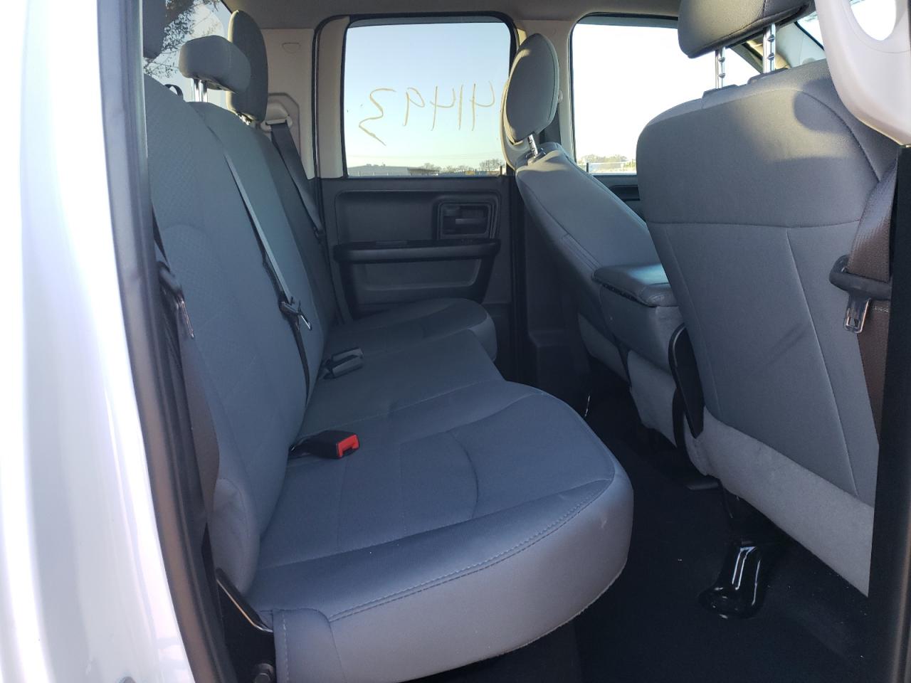 Photo 6 from auction – 2018 RAM 1500 ST with VIN 1C6RR6FT4JS244717