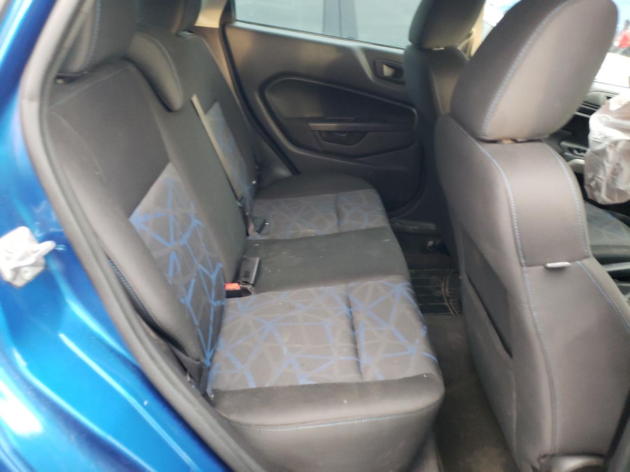 Photo 6 from auction – 2011 FORD FIESTA SES with VIN 3FADP4FJ5BM144430