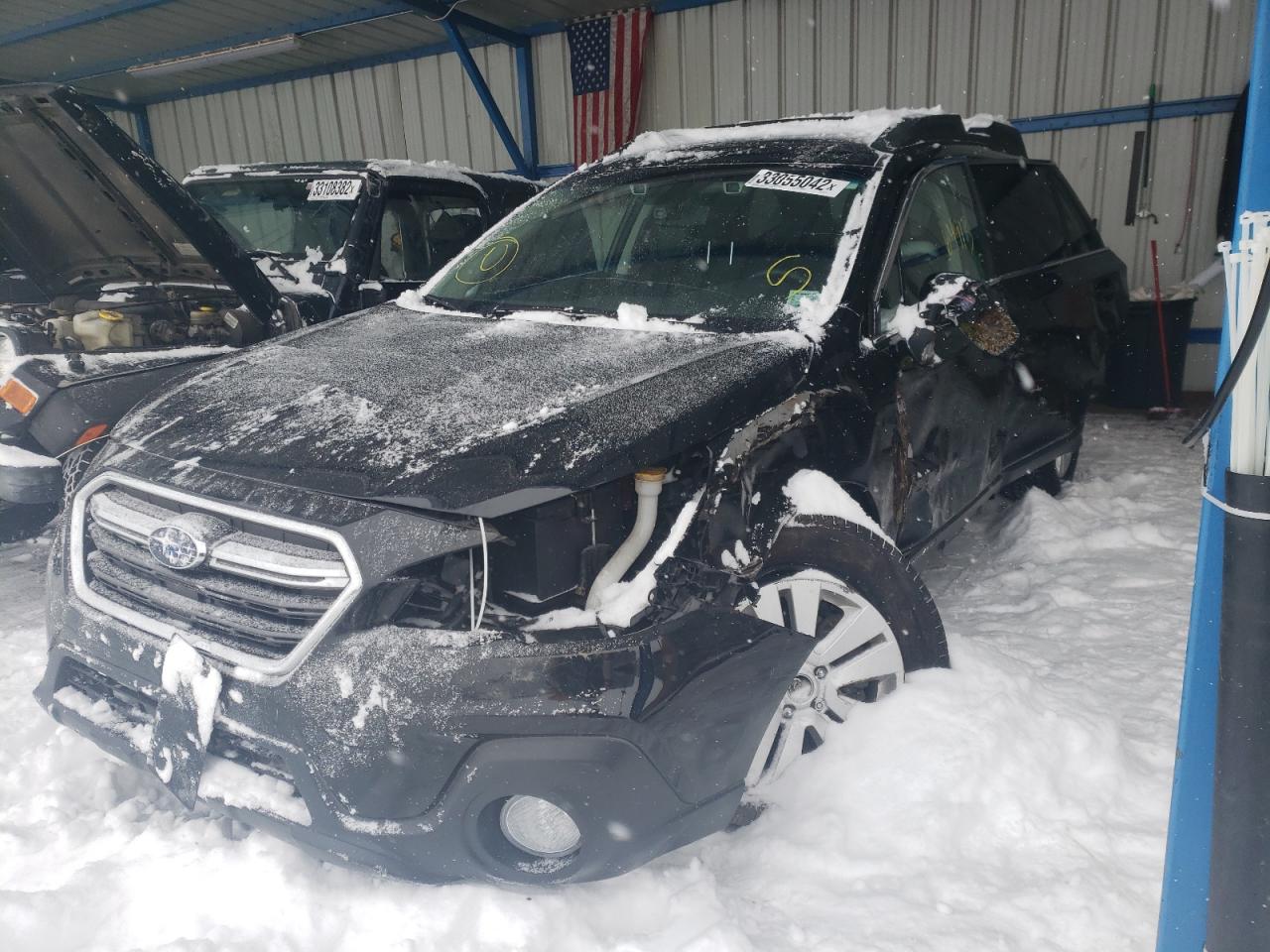 Photo 2 from auction – 2018 SUBARU OUTBACK 2. with VIN 4S4BSAFC3J3352172