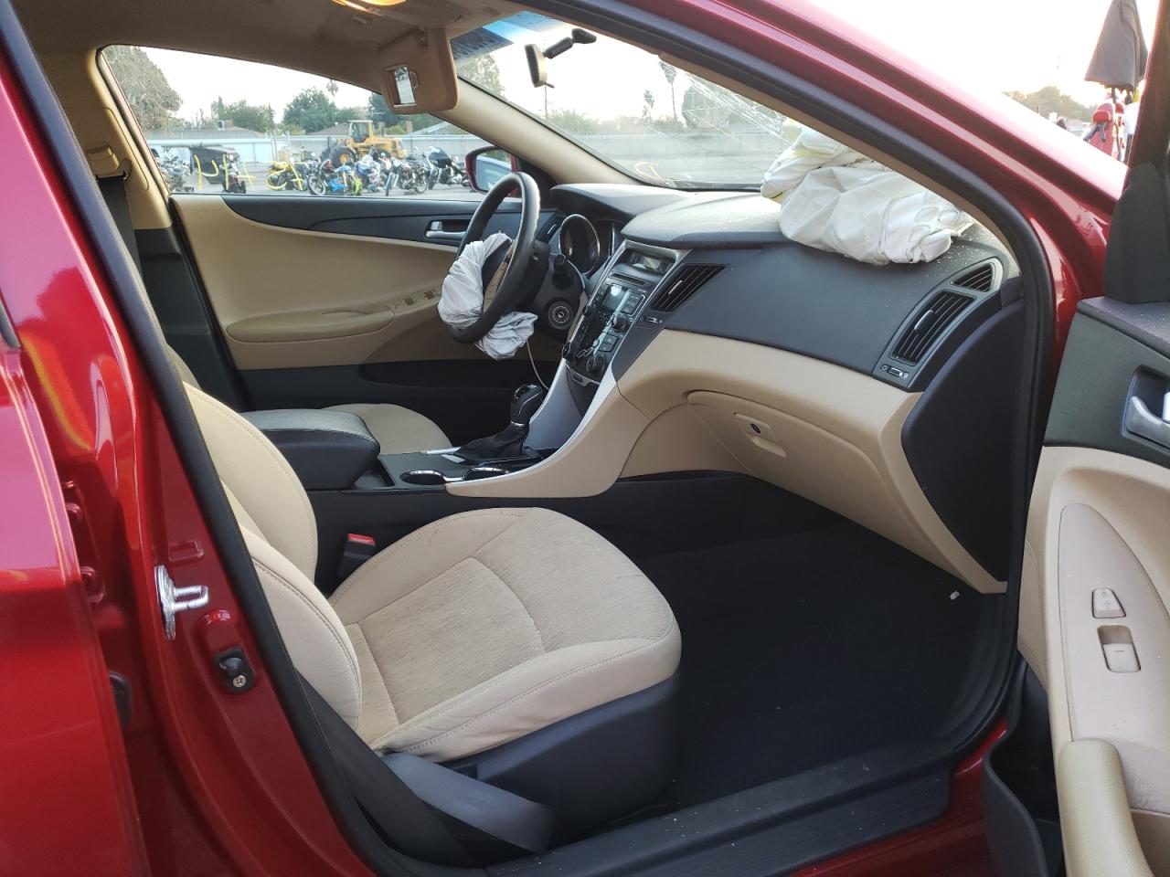 Photo 5 from auction – 2011 HYUNDAI SONATA GLS with VIN 5NPEB4ACXBH183154