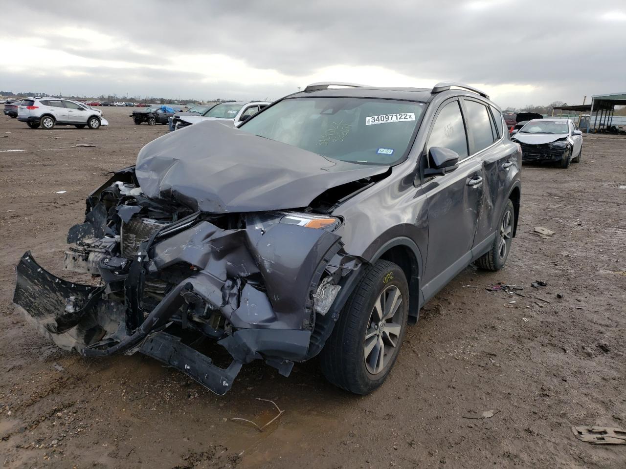Photo 2 from auction – 2017 TOYOTA RAV4 XLE with VIN 2T3WFREVXHW322671