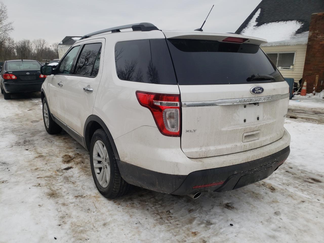 Photo 3 from auction – 2015 FORD EXPLORER X with VIN 1FM5K8D86FGB57199
