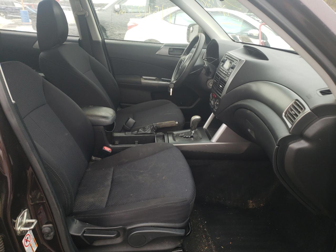 Photo 5 from auction – 2013 SUBARU FORESTER 2 with VIN JF2SHABC9DH420010