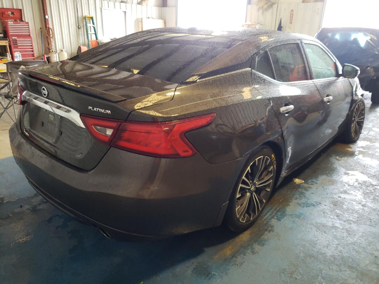 Photo 4 from auction – 2017 NISSAN MAXIMA 3.5 with VIN 1N4AA6AP3HC393282