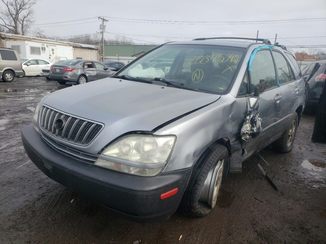 Photo 2 from auction – 2002 LEXUS RX 300 with VIN JTJHF10U320278112