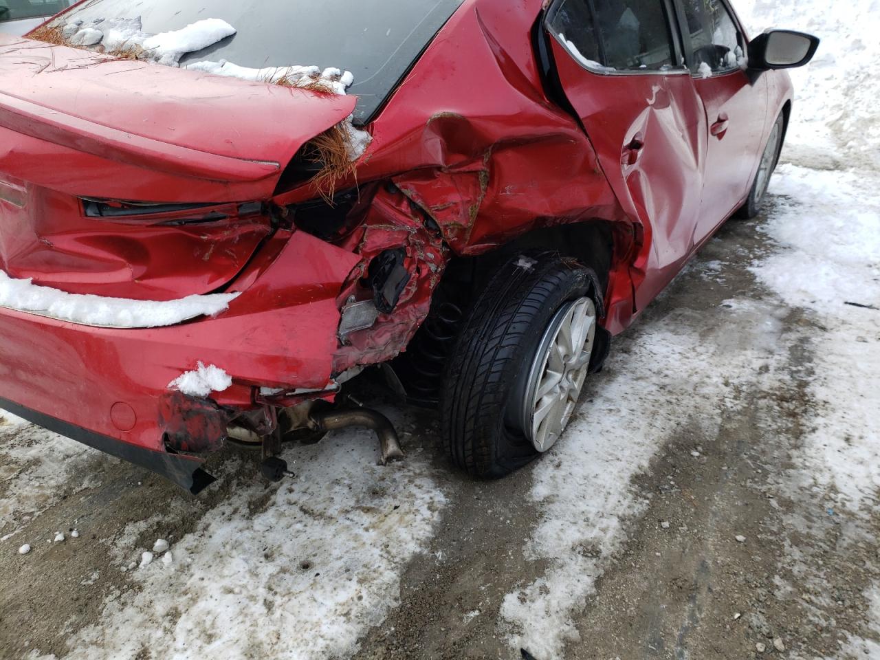 Photo 9 from auction – 2014 MAZDA MAZDA3 with VIN JM1BM1W79E1144462