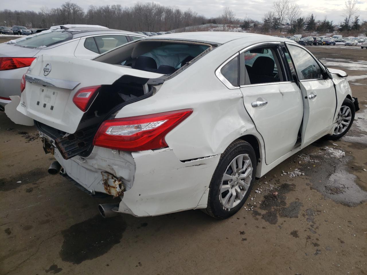Photo 4 from auction – 2016 NISSAN ALTIMA 2.5 with VIN 1N4AL3AP2GC288997