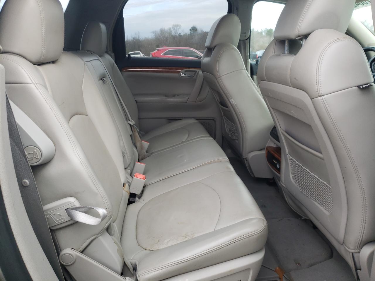 Photo 6 from auction – 2007 SATURN OUTLOOK SP with VIN 5GZER33777J108575
